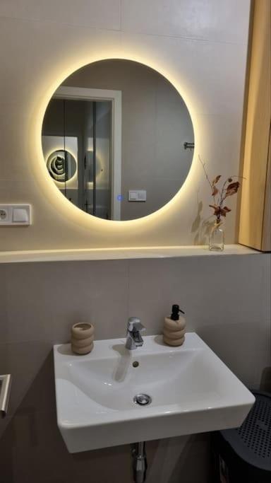 M&M1 Studio Apartment Near Center With Free Parking - Ac Košice Buitenkant foto